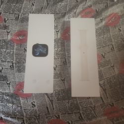  Applewatch Series 11 42mm Going For $300