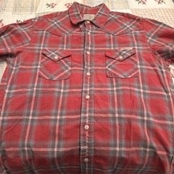 Lucky Brand Men’s Short Sleeve Button Up Shirt Red Plaid. Medium