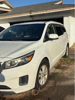 2016 Kia Sedona