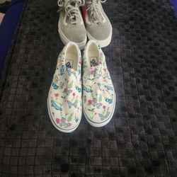 Gray Van Size 5.5 Butterfly Van Size 6 5