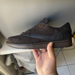 Jordan 1 Travis Scott Velvet Brown 