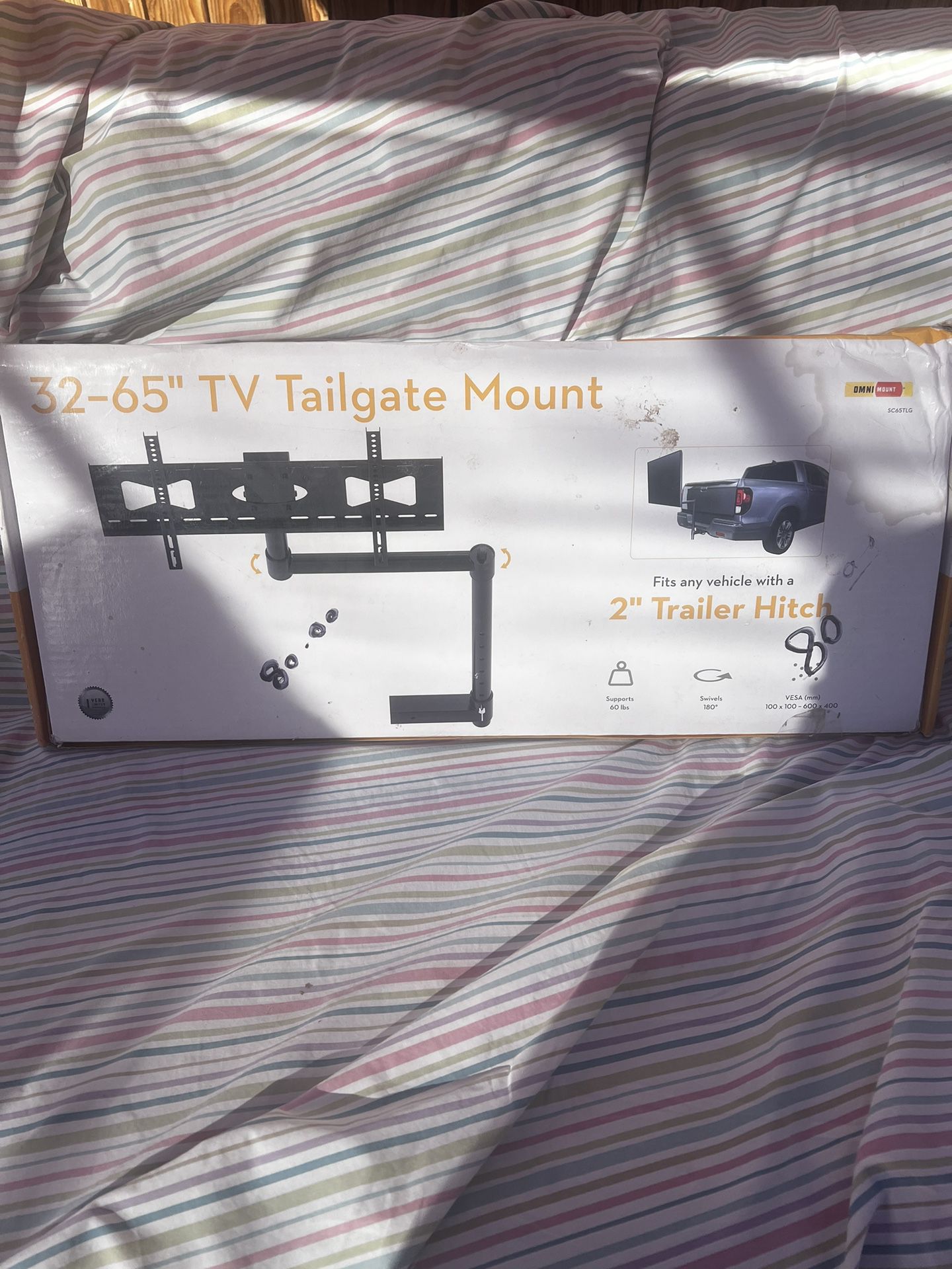 Tailgate  Mount 32-65”