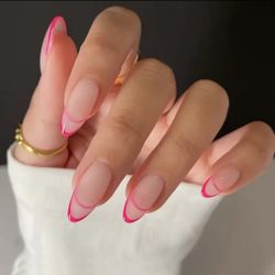 Press-On Nails 