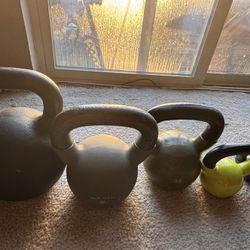 Kettle bell family Heavy to light
