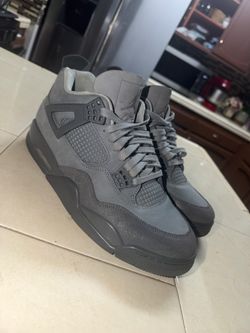 Jordan 4 Cement Gray