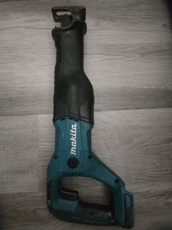Makita XRJ04