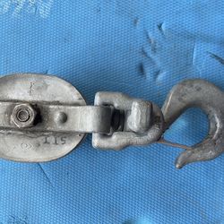 Crosby Size 6, O5M Double Steel Shell Pulley