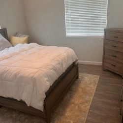 Queen Bedroom Set-6 Pc