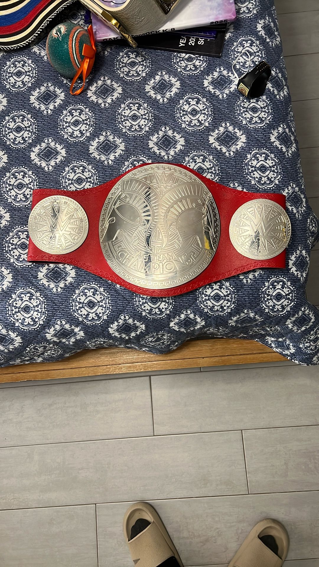 Wwe Raw Tag Team Championship (make on offer)