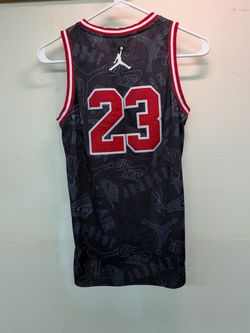 Michael Jordan #23 Jersey Youth Size M