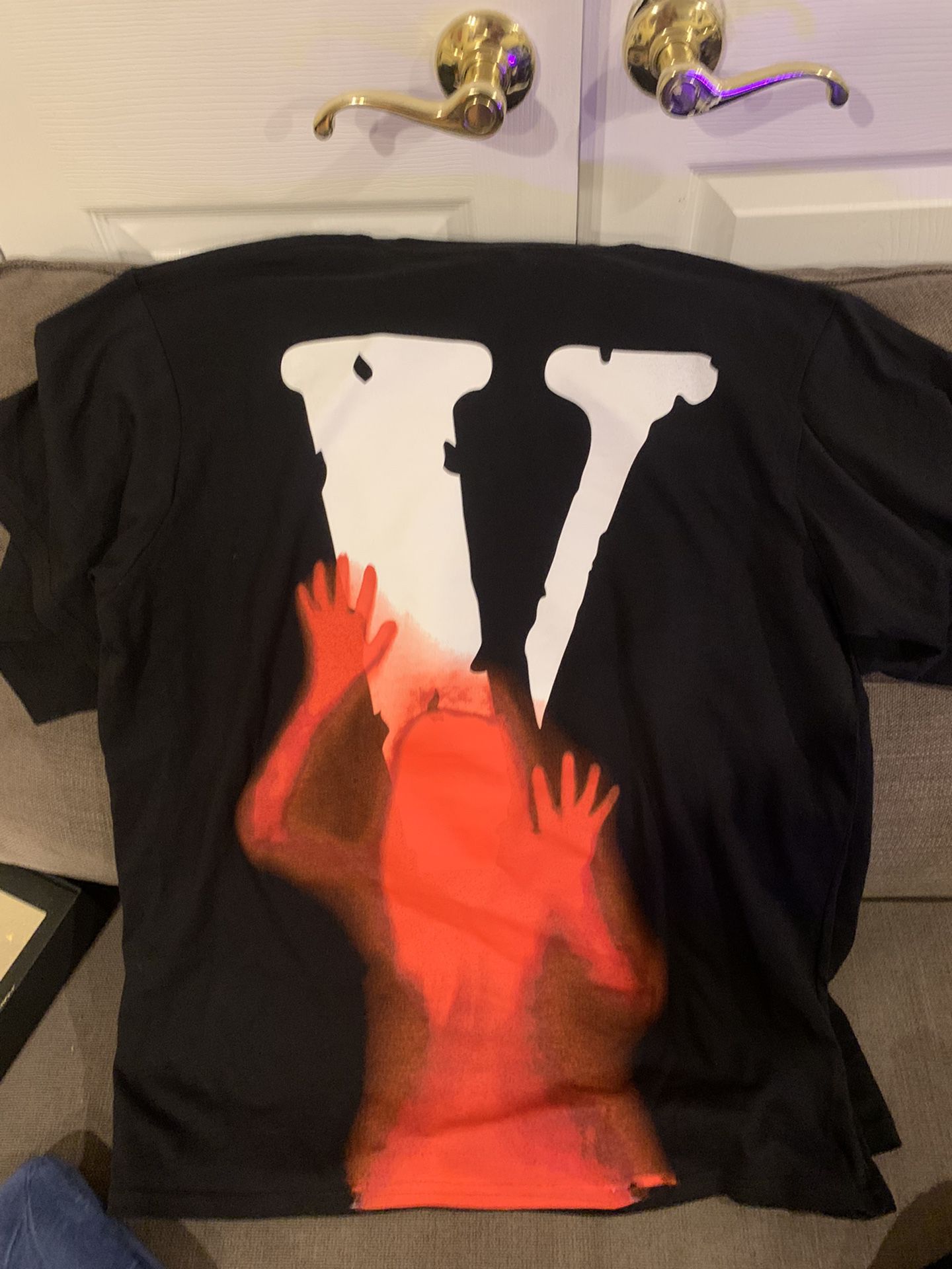 Vlone scream T shirt Size L / Supreme Gucci LV