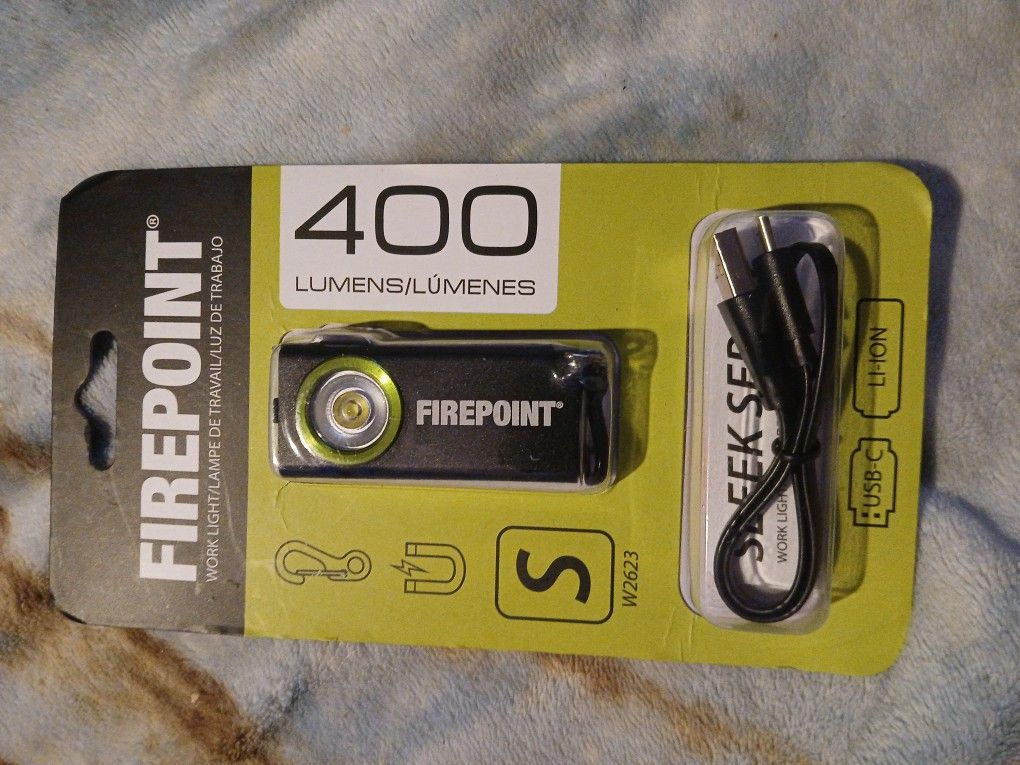 Firepoint Flashlight 400 Lumens