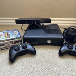 Xbox 360 Console + Kinect Sensor+  2 Controllers + 5 Games! 