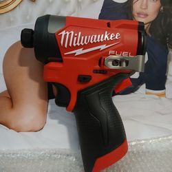 NEW MILWAUKEE M12 FUEL 1/4 IMPACT DRIVER TOOL 