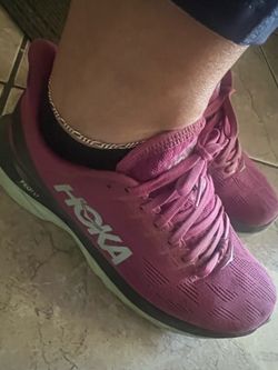 HOKA SHOES