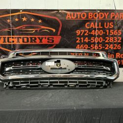 FORD F250/350 GRILLE 2020-2022 OEM