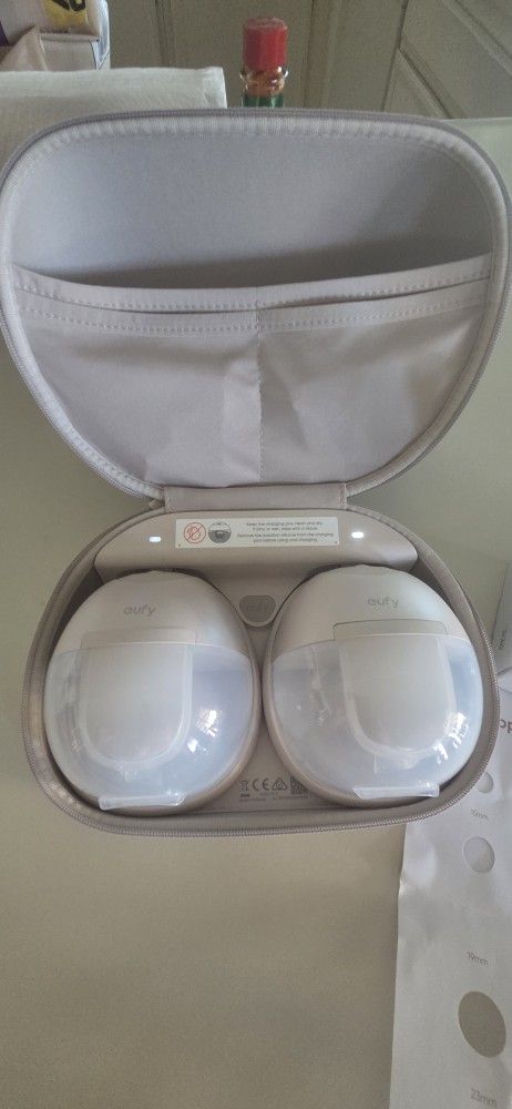 Wearable Electric Breast Pump