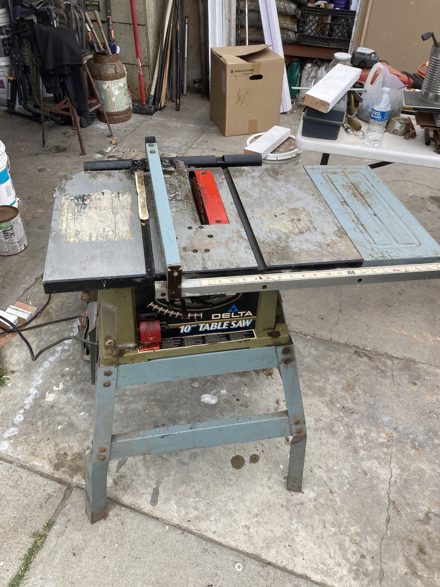 Delta 10” Table Saw