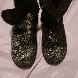 Size 3 Black Boots.