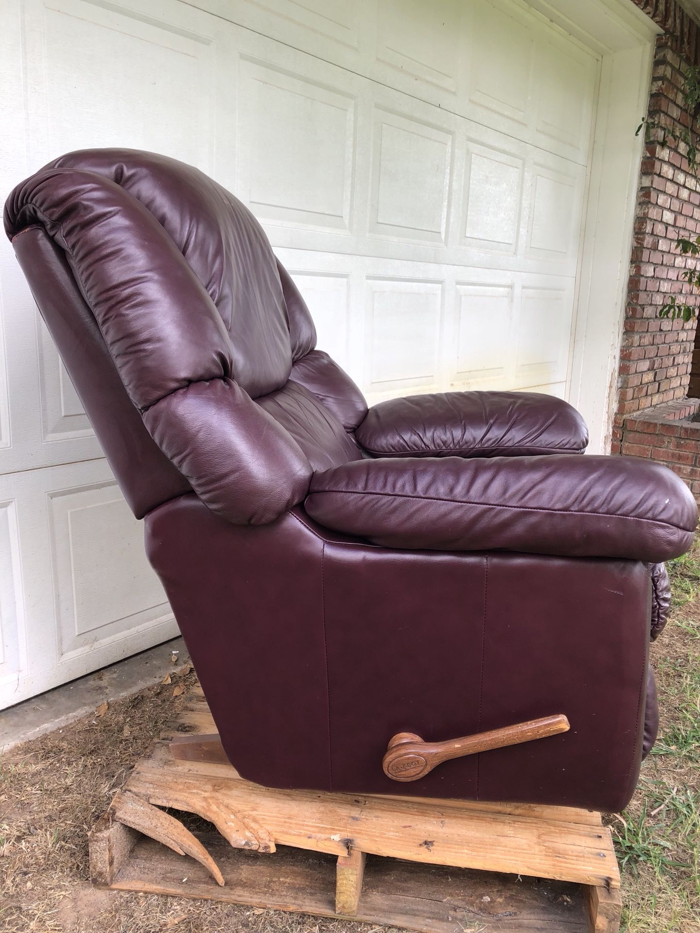 Lazy Boy Recliner for Sale in El Paso, TX OfferUp