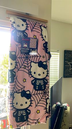Hello kitty Halloween blanket