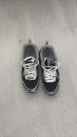 Avia shoes size 11