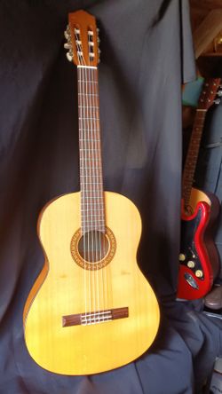 Yamaha C45M classical guitar