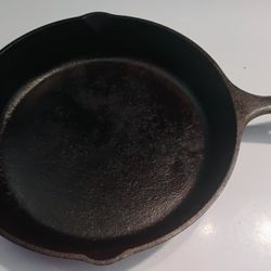 Cast Iron Skillet