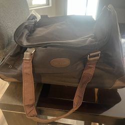 New Duffle Bag With Roller 