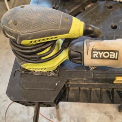 Ryobi Sander