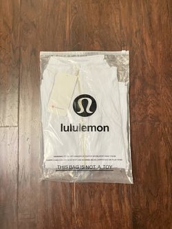 Womens lulu jacket size 4