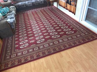 Used in good condition no pets or dogs smoke free home size 7x11