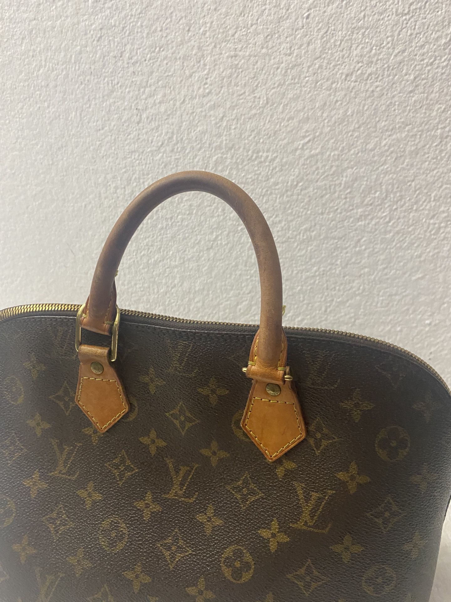 Louis Vuitton Alma BB Bags for Sale in Hawthorne, CA - OfferUp