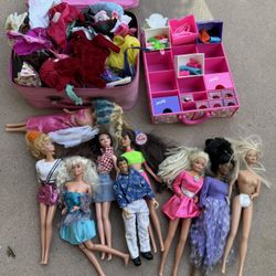 Vintage Barbies with tons of clothes and accessories, check pictures for price on luggage alone