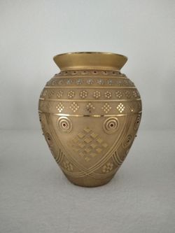 24 Karat Gold Coated High Quality Handcrafted Crystal Vase