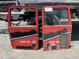 Peterbilt Doors 06 Or Newer 