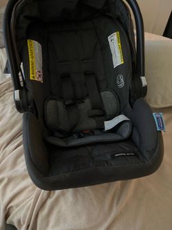Graco SnugRide 35 Lite Infant Car Seat