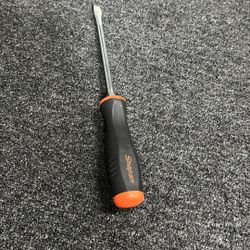 Snap-on Tools Black/ Orange Tip Soft Grip Flat Head Screwdriver SGD8