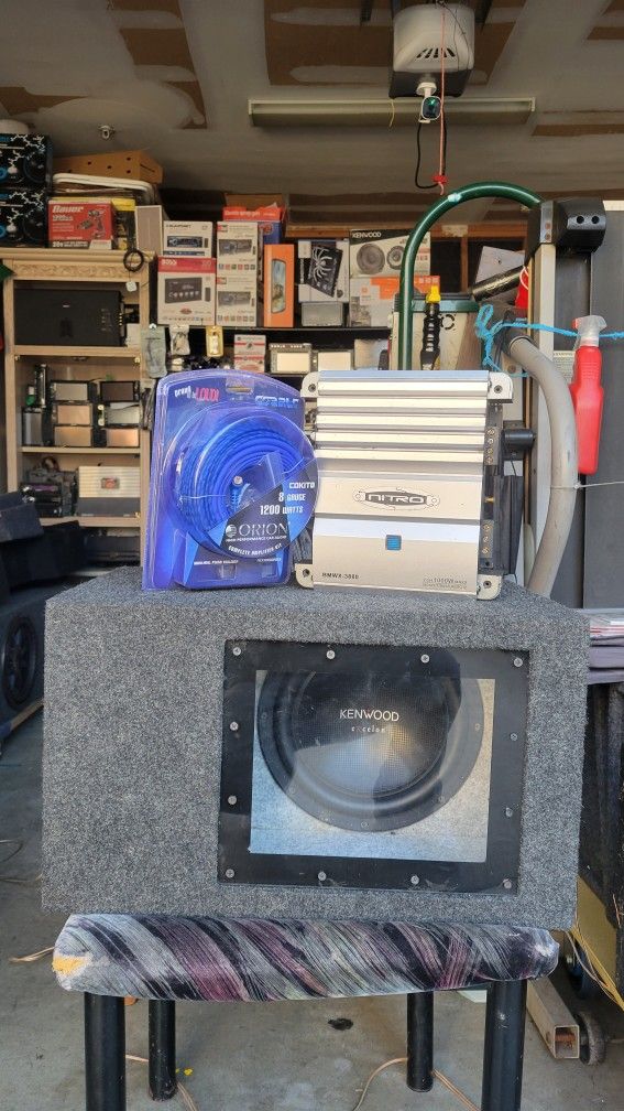 10inch Kenwood Sub And Amplifier And Kit 