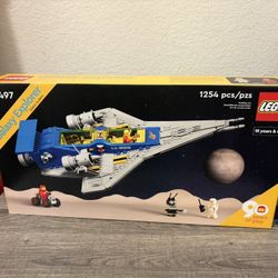 LEGO Icons: Galaxy Explorer (10497)
