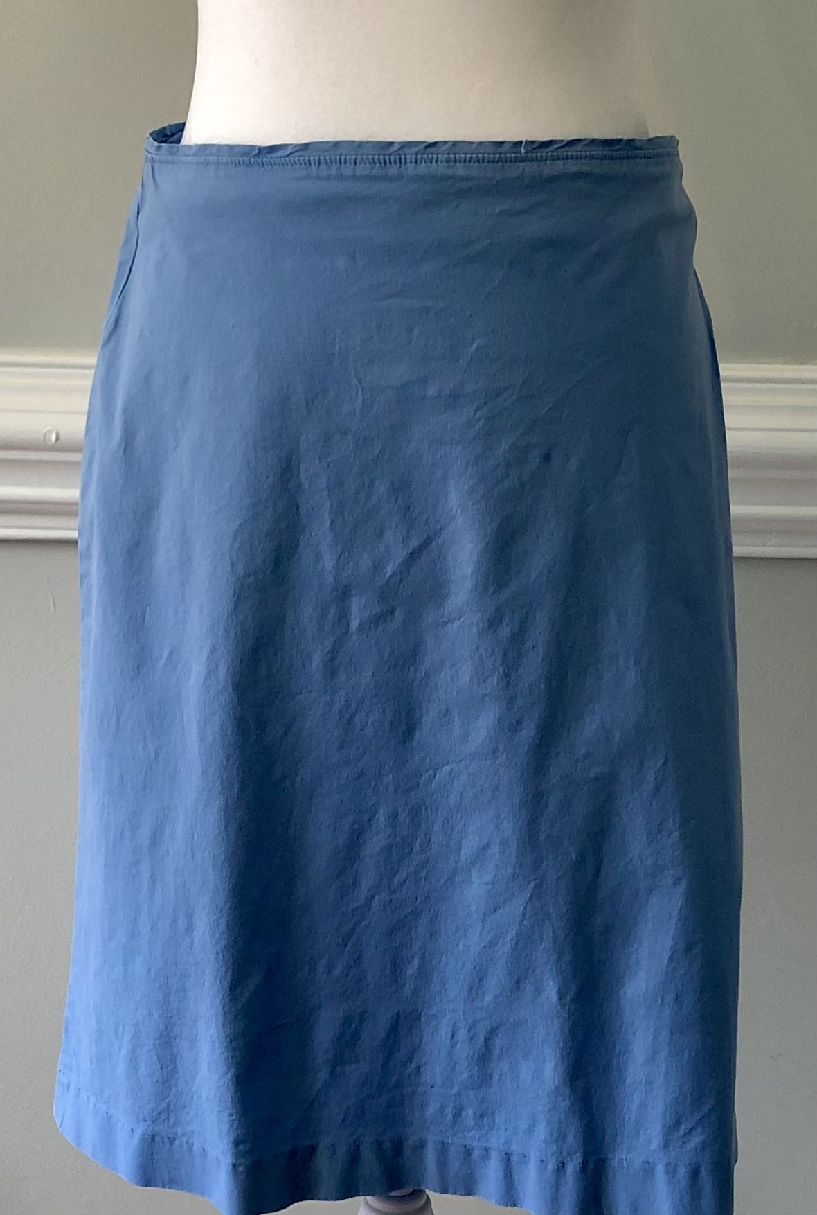 Solid Blue, Pencil Skirt in Cotton-Spandex Blend from The Gap (4)