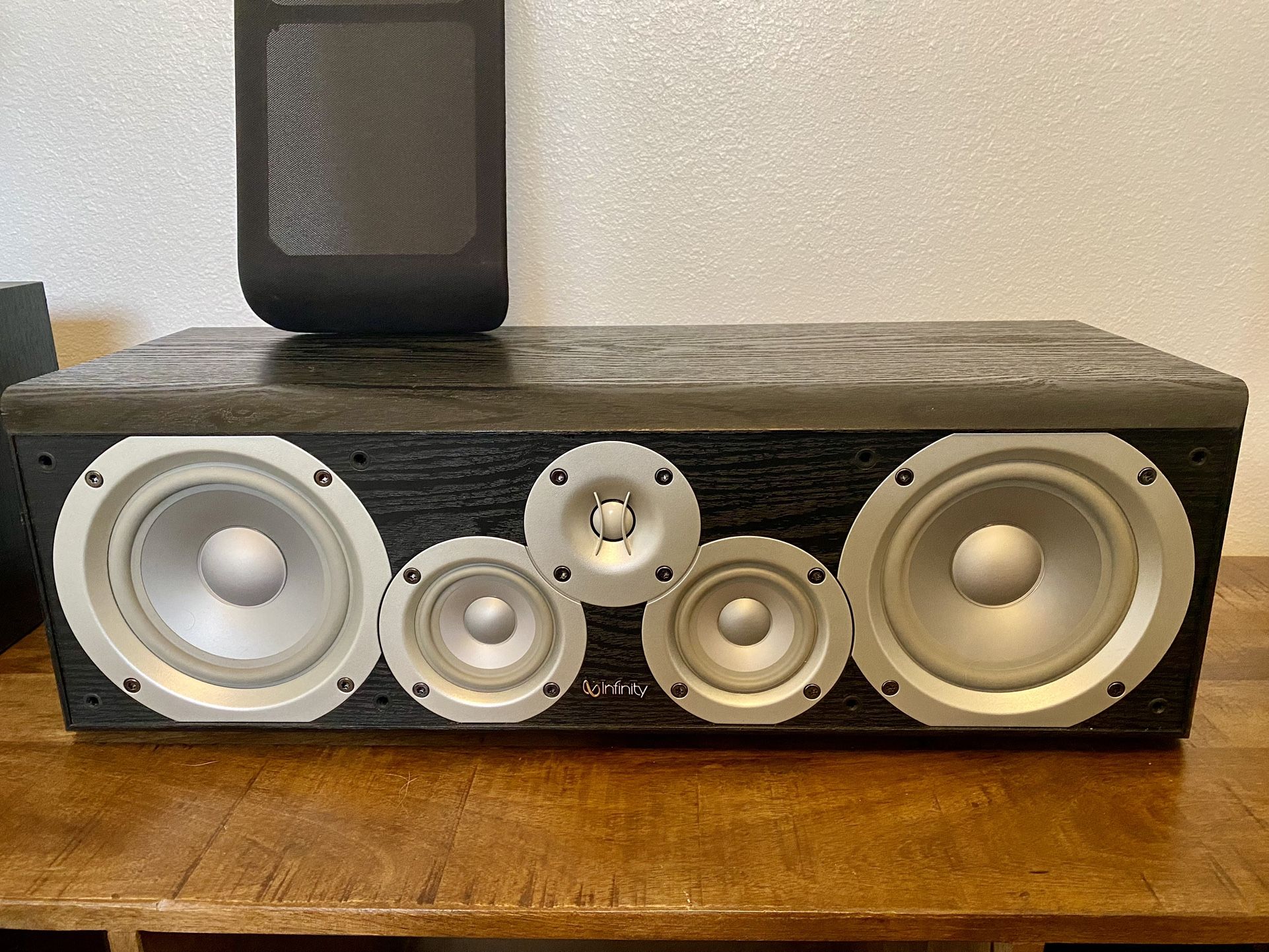 Infinity Primus PC351 Center Speaker