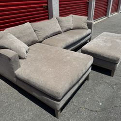Sectional Couch 