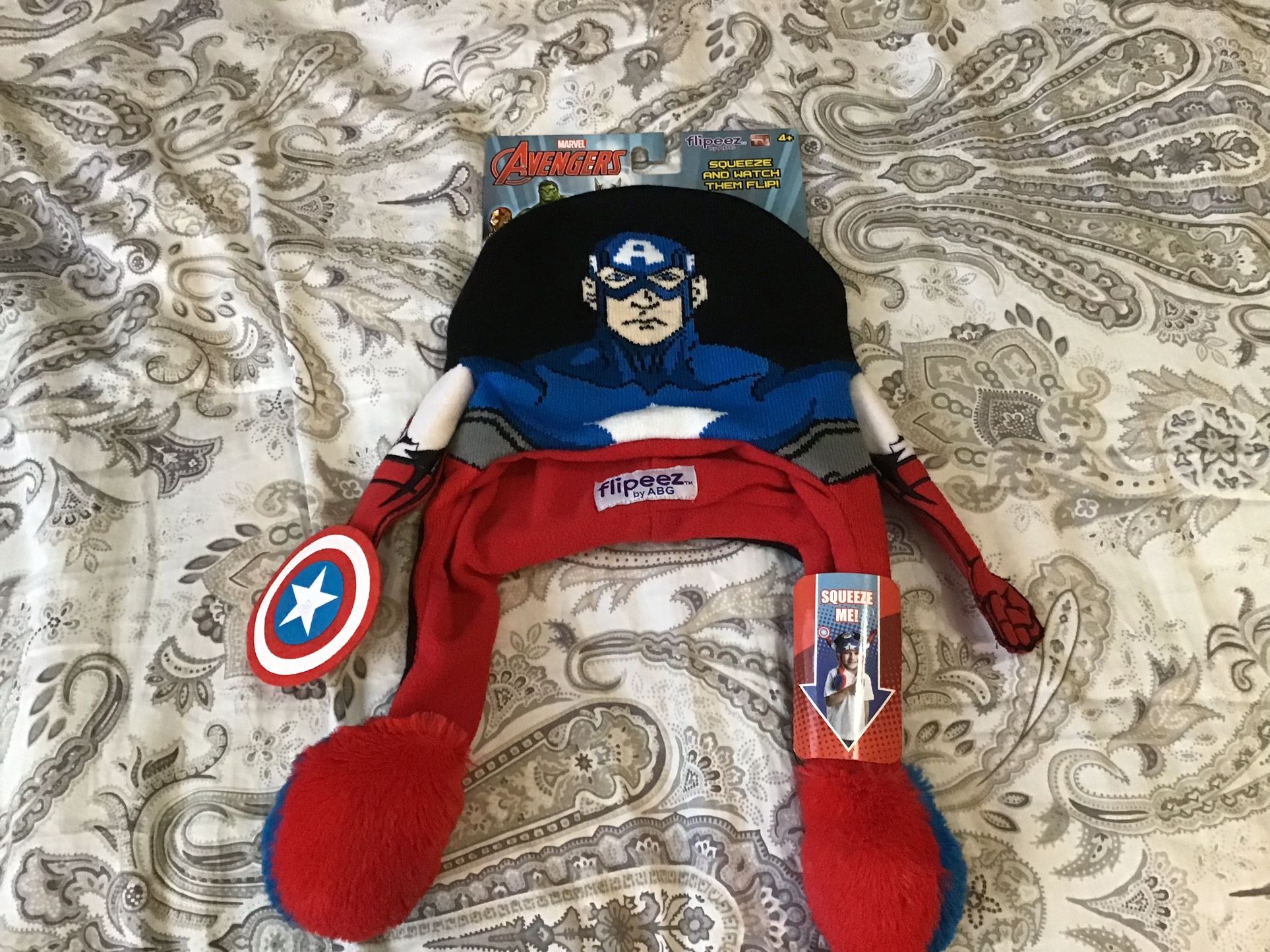 MARVEL AVENGERS CHILDREN  WINTER HAT WITH MOVEABLE LITTLE HANDS,  $15.00  NEW