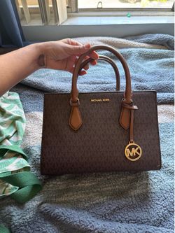 Michael Kors purse