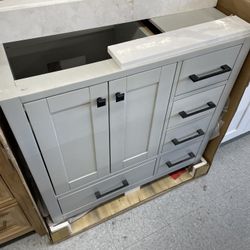 Bathroom vanity cabinet 36” solid mango Quartz top with sink and backsplash 