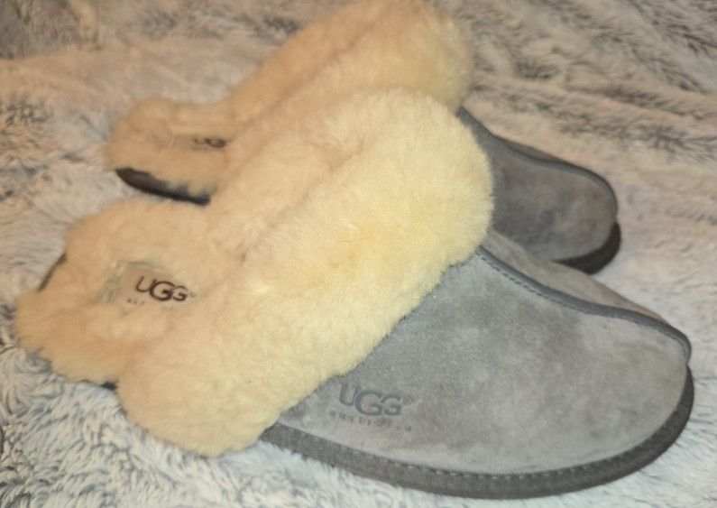 8W UGG Sheepskin Suede Slippers