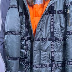 Supreme Parka 
