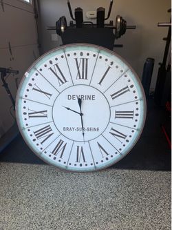Free Rustic Oversized Clock