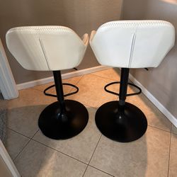 Swivel Bar Stools 